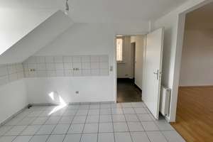 Ab sofort bezugsfrei –  Dachgeschosswohnung in beliebter Lage der Mainzer Neustadt. – Adam-Karillion-Straße 00, 55118 Neustadt, Mainz – Vorschaubild 9
