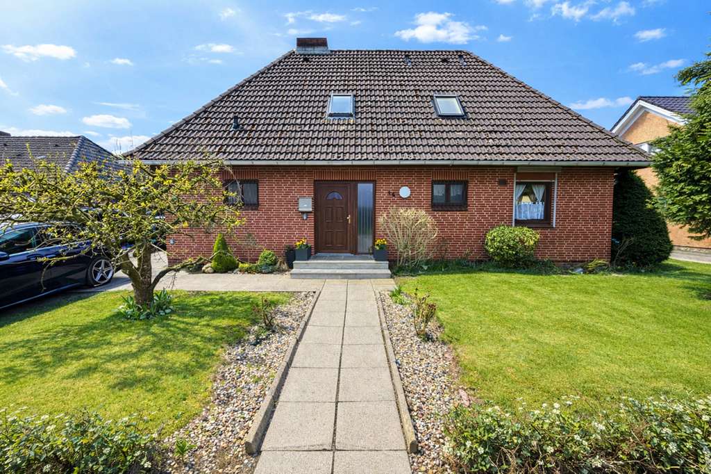 Immobilie in Brunsbüttel - Charmantes Einfamilienhaus in ruhiger Wohnlage von Brunsbüttel! - Bild 0