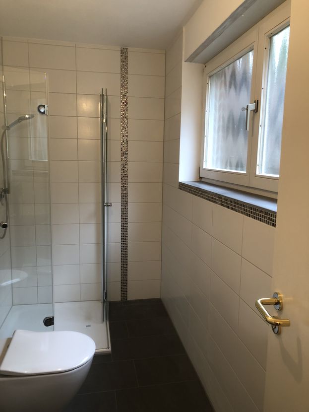 G&auml;ste Bad im UG