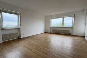 (Anfragen nur per eMail) -Ruhige und gepflegte Drei-Zimmer-Küche-Bad Wohnung  in Darmstadt-Wixhausen