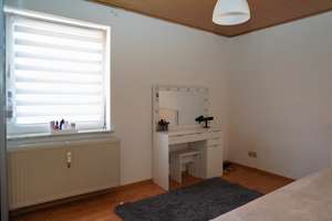 7 Zimmer Eigentumswohnung mit 128 m² Wohnfläche in Salzgitter-Raum für Familie, Rendite für Anleger – Okerstraße 7, 38259 Salzgitter-Bad, Salzgitter – Vorschaubild 9