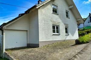 Einziehen und Wohlfühlen - Einfamilienhaus mit tollem Weitblick  – Die vollständige Adresse der Immobilie erhältst du vom Anbieter., 57567 Daaden – Vorschaubild 2
