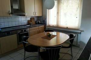 SEHR SCHÖNE MAISONETTE WOHNUNG 3 RAUM MIT 2 BÄDERN IN RUHIGER GRÜNER ZENTRALER LAGE VON BOCHUM – Die vollständige Adresse der Immobilie erhältst du vom Anbieter., 44793 Kruppwerke, Bochum – Vorschaubild 3