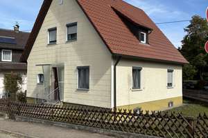 Viel Platz für den Alltag in diesem Haus in Günzburg – 89312 Günzburg – Vorschaubild 1