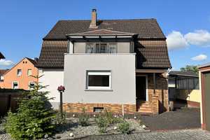 Geräumiges EFH in Stadtrandlage mit Garten und zwei Garagen! – Aschaffenburg – Vorschaubild 3