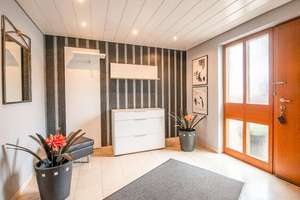 ++Einfamilienwohnhaus mit Einliegerwohnung in Leinach - gut vermietet++ – Die vollständige Adresse der Immobilie erhältst du vom Anbieter., 97274 Leinach – Vorschaubild 2