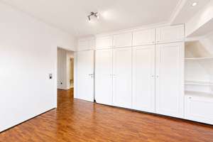 Großzügige Dachgeschosswohnung mit Loggia und Aufzug – 60435 Eckenheim, Frankfurt am Main – Vorschaubild 5
