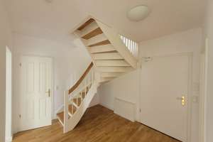 Köpenicker-Märchenviertel-Neubau 2016: Familiengerechte 5 Zi.-Maisonette - KFW55-Standard – Genovevastraße 6, 12555 Köpenick, Berlin – Vorschaubild 1
