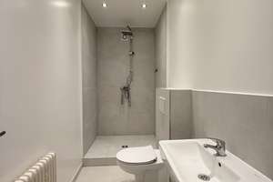 ***Kernsanierte 2-Zimmer-Wohnung mit Einbauküche und Terrasse in Wuppertal*** – Die vollständige Adresse der Immobilie erhältst du vom Anbieter., 42117 Elberfeld West, Wuppertal – Vorschaubild 4