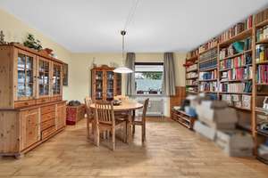 Großzügiges Haus mit Einliegerwohnung in ruhiger Lage – Die vollständige Adresse der Immobilie erhältst du vom Anbieter., 76332 Bad Herrenalb – Vorschaubild 2