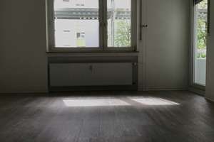 Charmante 2-Zimmer-Wohnung im EG mit Balkon und ebenerdiger Dusche! – Freisenbruchstr. 31, 45279 Freisenbruch, Essen – Vorschaubild 7