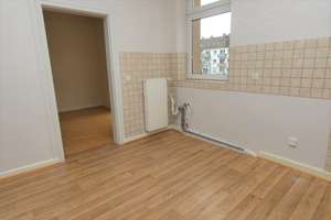 Schmuckstück: Modernisiertes und gepflegtes Zweifamilienhaus mit Balkonen in Duisburger Rheinlage! – Die vollständige Adresse der Immobilie erhältst du vom Anbieter., 47119 Laar, Duisburg – Vorschaubild 4