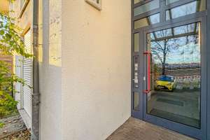 Gepflegte und mietfreie Dachgeschosswohnung mit Loggia und TG-Stellplatz in ruhiger und grüner Lage – Burgauenstraße 15, 4178 Böhlitz-Ehrenberg, Leipzig – Vorschaubild 9