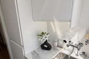 Design-Apartment Nähe Harras | Erstbezug | Balkon | vollmöbliert – Arnimstraße 10, 81369 Mittersendling, München – Vorschaubild 9