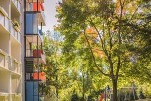 Charmante 2-Zimmer-Wohnung mit Balkon – Mendelejewstraße 21, 9599 Freiberg – Vorschaubild 1