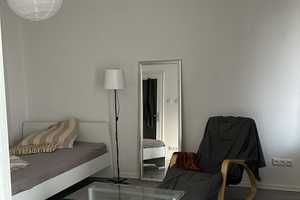 Attractive 1-Zimmer-Wohnung im Herzen von Braunschweig mit Balkon  – Steinweg 29, 38100 Braunschweig – Vorschaubild 2