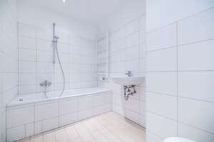 Charmante Dachgeschosswohnung mit großem Potenzial in der Bleickenallee – Die vollständige Adresse der Immobilie erhältst du vom Anbieter., 22763 Ottensen, Hamburg – Vorschaubild 14