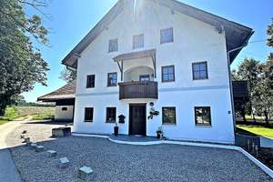 EIN ZUHAUSE ZUM GESTALTEN - ZEITLOSER RESTHOF NÄHE MÜNCHEN – Die vollständige Adresse der Immobilie erhältst du vom Anbieter., 85467 Neuching – Vorschaubild 1