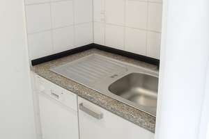 Attraktive 1-Zimmer-Wohnung mit Tiefgaragenstellplatz – Kapitalanlage in gepflegtem Wohnhaus – Die vollständige Adresse der Immobilie erhältst du vom Anbieter., 20357 Eimsbüttel (Ortsteil), Hamburg – Vorschaubild 3