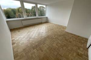 3 Zimmer-Wohnung mit Tageslichtbad und Wanne in zentraler Lage – Krempelsdorfer Allee 24, 23556 Sankt Lorenz Nord, Lübeck – Vorschaubild 4