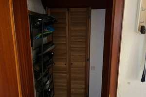 Stilvolle 3-Zimmer-Dachgeschosswohnung mit großem Balkon und EBK in Hamburg – Reetkükenweg 22, 21147 Hausbruch, Hamburg – Vorschaubild 2