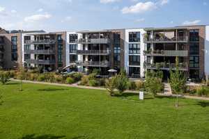 Wohnen im Park - sonnige 3-Zimmer-Wohnung im 3.OG mit Blick ins Grüne – Theo-Neubauer-Str. 21, 99085 Erfurt – Vorschaubild 1
