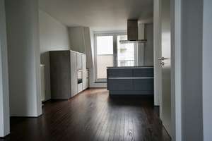 Traumhafte Dachgeschoss-Maisonette-Wohnung über den Dächern von Deutz.  PROVISIONSFREI! – Die vollständige Adresse der Immobilie erhältst du vom Anbieter., 50679 Deutz, Köln – Vorschaubild 6