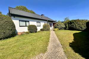 ***freistehender Bungalow mit weitläufigem Sonnengrundstück in Wegberg*** – Die vollständige Adresse der Immobilie erhältst du vom Anbieter., 41844 Wegberg – Vorschaubild 2