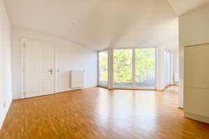 Charmante Dachgeschosswohnung mit sonniger West-Terasse im beliebten Prenzlauer Berg! – Die vollständige Adresse der Immobilie erhältst du vom Anbieter., 10409 Prenzlauer Berg, Berlin – Vorschaubild 2
