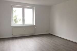 NEU renovierte 3-Raum-Wohnung in Jessin bei Grimmen mit Garten und Garage – Jessiner Dorfstraße 5, 18507 Grimmen – Vorschaubild 3