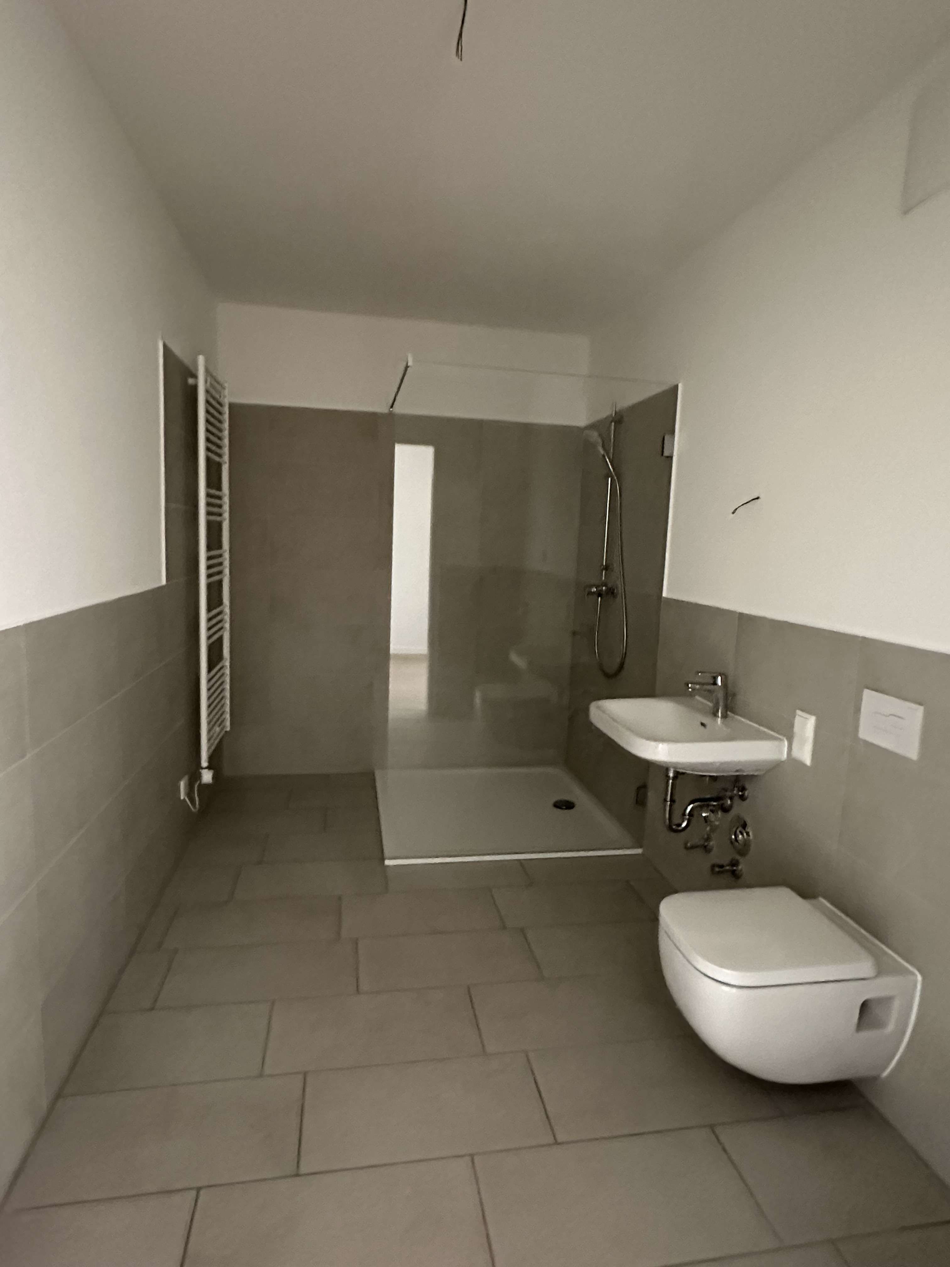 Immobilie in Peenemünde - Bezugsfertige 2 Zimmer Wohnung PKW-Stellplatz, barrierefrei, KfW 40 - Bild 1