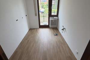 ERSTBEZUG NACH KERNSANIERUNG – HOCHWERTIG, MODERN UND MIT DURCHDACHTEM GRUNDRISS – 70619 Riedenberg, Stuttgart – Vorschaubild 3