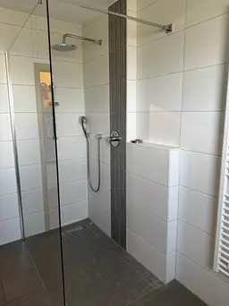 Dusche EG