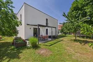 Hochwertige und moderne Stadtvilla im Bauhaus-Stil in begehrter Lage von Zeuthen – Dahme-Spreewald (Kreis) – Vorschaubild 3