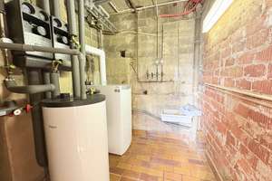 Zweifamilienhaus mit Gewerbe in idyllischer Lage von Stadtallendorf – Die vollständige Adresse der Immobilie erhältst du vom Anbieter., 35260 Stadtallendorf – Vorschaubild 27