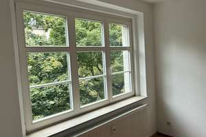 Schick, schick! - Geräumige 2-Raum mit Balkon in Hilbersdorf