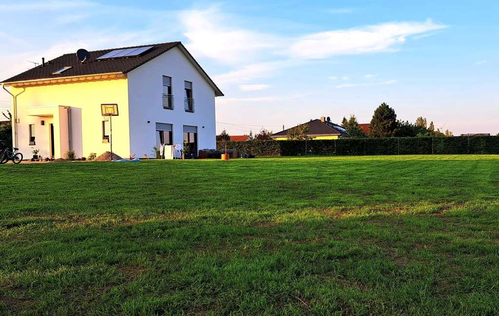 Immobilie in Nordwestuckermark - Exklusives Energieeffizienzhaus (KfW 55) – Neubau 2022 mit großzügigem Grundstück & Nebengelass - Bild 4