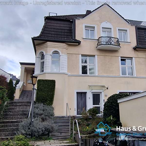 *** sehr schöne und große Altbau-3 Zimmer-Wohnung mit Balkon und Garage, Soers ***