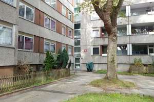 Schöner Wohnen: komplett renovierte 3-Zimmer-Wohnung (WBS) – Butzstr. 30, 44359 Nette, Dortmund – Vorschaubild 1
