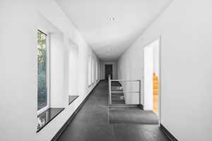 Bestlage: Architektenvilla im 
Bauhausstil mit 5 TG-Plätzen! – Regensburg – Vorschaubild 25