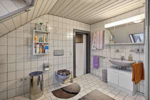Charmantes Einfamilienhaus für Großfamilien – Die vollständige Adresse der Immobilie erhältst du vom Anbieter., 76149 Neureut, Karlsruhe – Vorschaubild 26