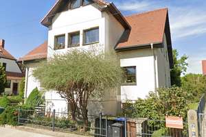 ***Sonnige Aussichten für Anleger, tolle DG-Wohnung in ruhiger Lage, 5.760 Euro ME p.a. ***