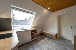 Endlich genug Platz für die ganze Familie–
Großzügiges Zuhause in Osternburg – Die vollständige Adresse der Immobilie erhältst du vom Anbieter., 26135 Osternburg, Oldenburg (Oldenburg) – Vorschaubild 6
