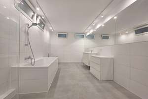  Bungalow mit großem zusätzlichen Souterrain in bester Wohnlage Meerbusch, bestehend aus 2 ETW – Camesallee 20, 40670 Meerbusch – Vorschaubild 8