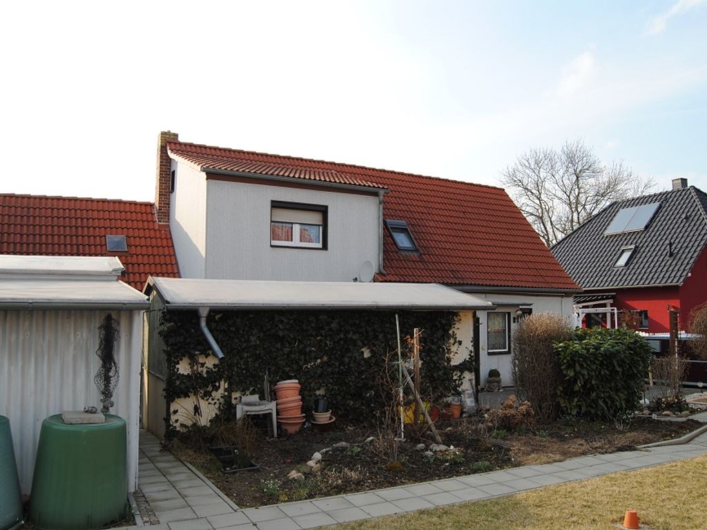 Haus Kaufen In Zwenkau Immobilienscout24