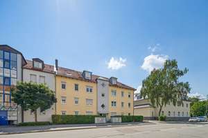 Helle und geräumige 4-Zimmer-Wohnung mit guter Aufteilung - Schwabing-Freimann (U6) – Die vollständige Adresse der Immobilie erhältst du vom Anbieter., 80939 Obere Isarau, München – Vorschaubild 3