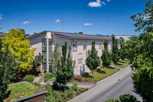 Property thumbnail 2