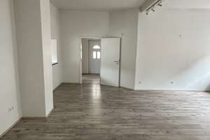 Loftartiges Wohnen auf 94 m² – eigener Eingang, Wohnstudio und Blick ins Grüne – Die vollständige Adresse der Immobilie erhältst du vom Anbieter., 75181 Würm, Pforzheim – Vorschaubild 4