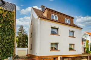 Großes Haus für die große Familie. Freistehendes  1-3-Familienhaus mit großem Garten und Garage – Groß-Gerau (Kreis) – Vorschaubild 2