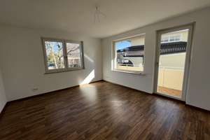 Geräumige 4-Zimmer Wohnung mit Balkon (auch als Mitarbeiterunterkunft) – Hartstraße 70, 82110 Germering – Vorschaubild 9